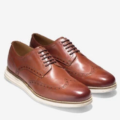 Men's Cole Haan Original Grand Wingtip Oxford - Woodbury Ivory